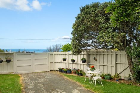 Photo of property in 1/9 Nigel Road, Browns Bay, Auckland, 0630