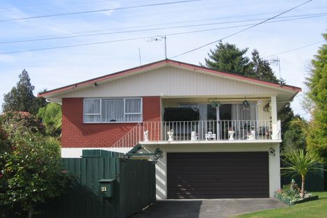 Photo of property in 21 Darroch Street, Fairy Springs, Rotorua, 3015