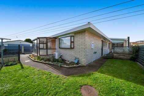 Photo of property in 38a Collins Street, Hawera, 4610