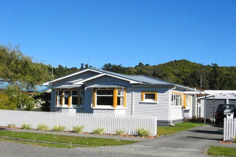 Photo of property in 48 Marlborough Street, Greymouth, 7805