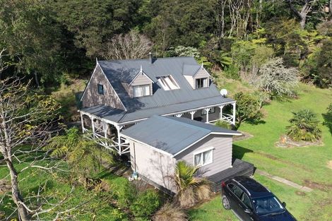 Photo of property in 761 Driving Creek Road, Coromandel, 3583