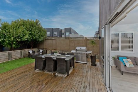 Photo of property in 30 Bomb Point Drive, Hobsonville, Auckland, 0616