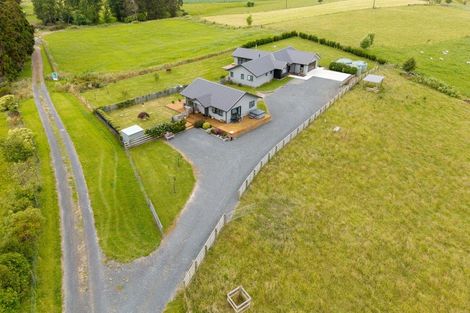 Photo of property in 102 Kukutauaki Road, Koputaroa, Levin, 5575