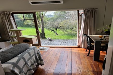 Photo of property in 72 Carlisle Road, Browns Bay, Auckland, 0632