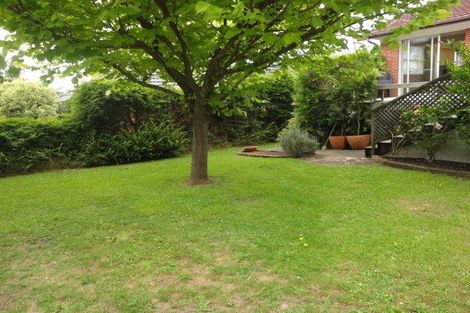 Photo of property in 21 Fowler Street, Northcote, Auckland, 0627