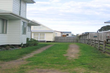 Photo of property in 306b Given Avenue, Whangamata, 3620