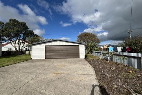 Photo of property in 40 Wrantage Street, Westown, New Plymouth, 4310
