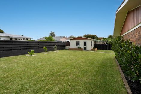 Photo of property in 8 Woodstock Crescent, Leamington, Cambridge, 3432