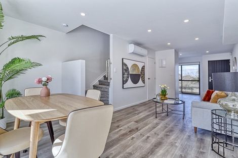 Photo of property in 4c Hepburn Road, Glendene, Auckland, 0602