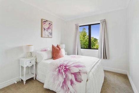 Photo of property in 29 Manu Place, Pinehill, Auckland, 0632