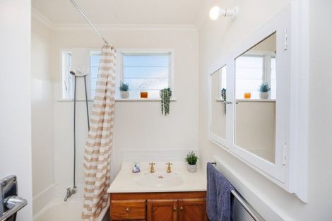 Photo of property in 17 Rongopai Street, Palmerston North, 4414