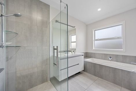 Photo of property in 48 Kenny Road, Te Awa, Napier, 4110