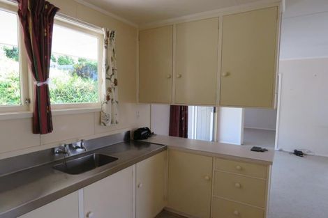 Photo of property in 17a Scott Street, Moturoa, New Plymouth, 4310