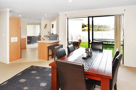 Photo of property in 105 Kyle Road, Greenhithe, Auckland, 0632