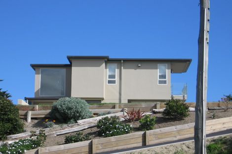 Photo of property in 6 Carthew Terrace, Foxton Beach, Foxton, 4815
