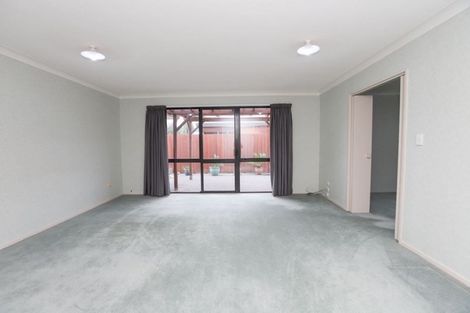 Photo of property in 16 Bouverie Crescent, Flagstaff, Hamilton, 3210