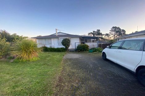 Photo of property in 99 Archmillen Avenue, Pakuranga Heights, Auckland, 2010