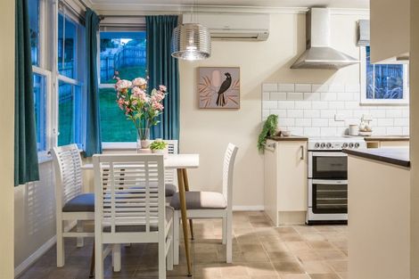 Photo of property in 44 Downes Street, Titahi Bay, Porirua, 5022