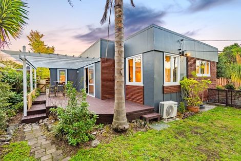 Photo of property in 3 Moa Road, Raumati Beach, Paraparaumu, 5032