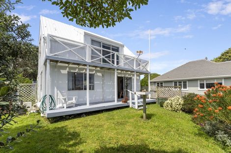 Photo of property in 54 Ngaio Street, Otaki Beach, Otaki, 5512
