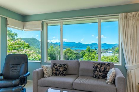 Photo of property in 34 Moana View Road, Waikawa, Picton, 7220
