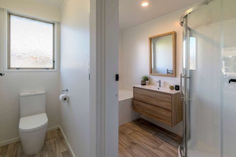 Photo of property in 46 Martin Road, Paraparaumu Beach, Paraparaumu, 5032