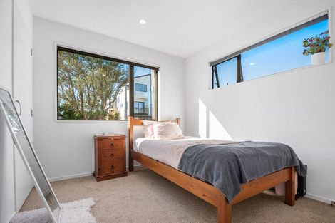 Photo of property in 1/22 Ryburn Road, Mount Wellington, Auckland, 1062