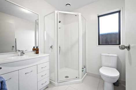 Photo of property in 27 Kotuku Crescent, Takanini, 2112