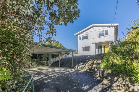 Photo of property in 3 Doris Gordon Crescent, Crofton Downs, Wellington, 6035