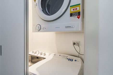 Photo of property in Bellagio Apartments, 2b/39 Taranaki Street, Te Aro, Wellington, 6011