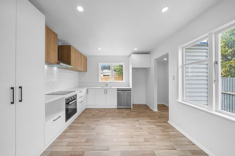 Photo of property in 8 Hampshire Street, Cannons Creek, Porirua, 5024