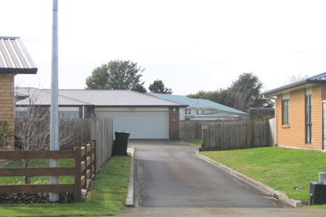 Photo of property in 28 Catalina Drive, Melville, Hamilton, 3206