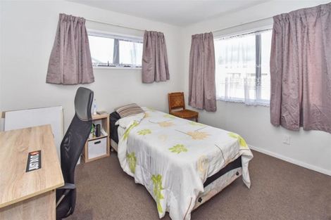 Photo of property in 2/33 Aeronautic Road, Takanini, 2112