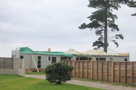 Photo of property in 112 Puka Crescent, Matarangi, Whitianga, 3592