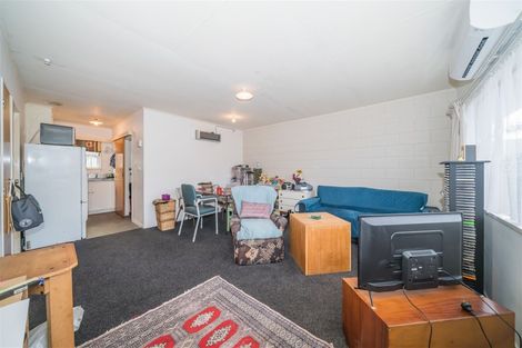 Photo of property in 8 Dahlia Street, Palmerston North, 4410