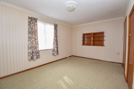 Photo of property in 9 Davy Street, Carterton, 5713