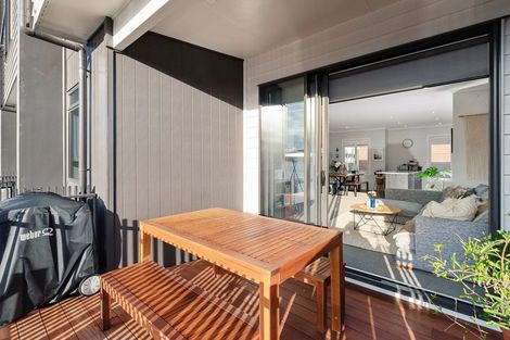 Photo of property in 83e Hobsonville Point Road, Hobsonville, Auckland, 0616