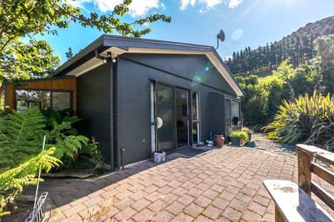 Photo of property in 814 Mikimiki Road, Mikimiki, Masterton, 5881