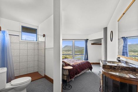 Photo of property in 5 Cooks Ridge, Waikawa, Picton, 7281