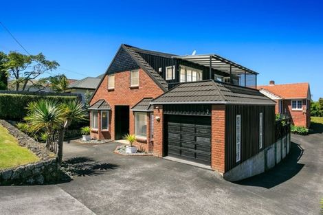 Photo of property in 2/48 Onepoto Road, Hauraki, Auckland, 0622