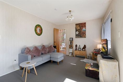 Photo of property in 28 Glynnbrooke Street, Te Atatu South, Auckland, 0610