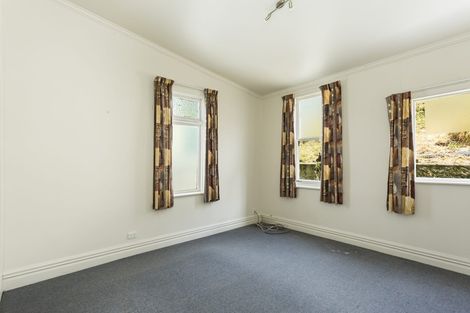 Photo of property in 39 Easther Crescent, Kew, Dunedin, 9012