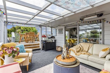 Photo of property in 8 Norna Grove, Waikawa Beach, Levin, 5573