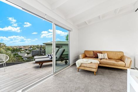 Photo of property in 63 Ardern Avenue, Stanmore Bay, Whangaparaoa, 0932