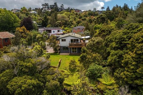 Photo of property in 27 Reynolds Place, Torbay, Auckland, 0630