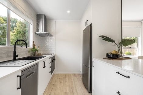 Photo of property in 23 Contessa Drive, Glenfield, Auckland, 0629