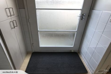 Photo of property in 2/14 Church Square, Addington, Christchurch, 8024