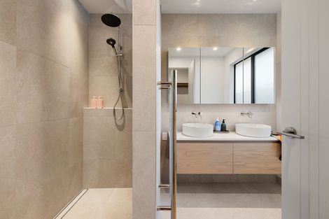 Photo of property in 14 Hugo Shaw Drive, Cambridge, 3434