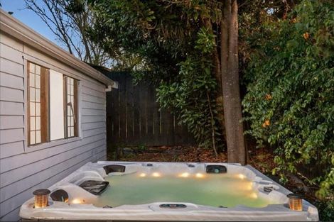 Photo of property in 16 Urlich Drive, Ranui, Auckland, 0612