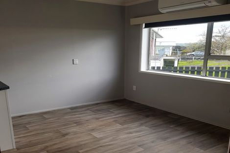 Photo of property in 10 Kaiwaka Road, Waiuku, 2123